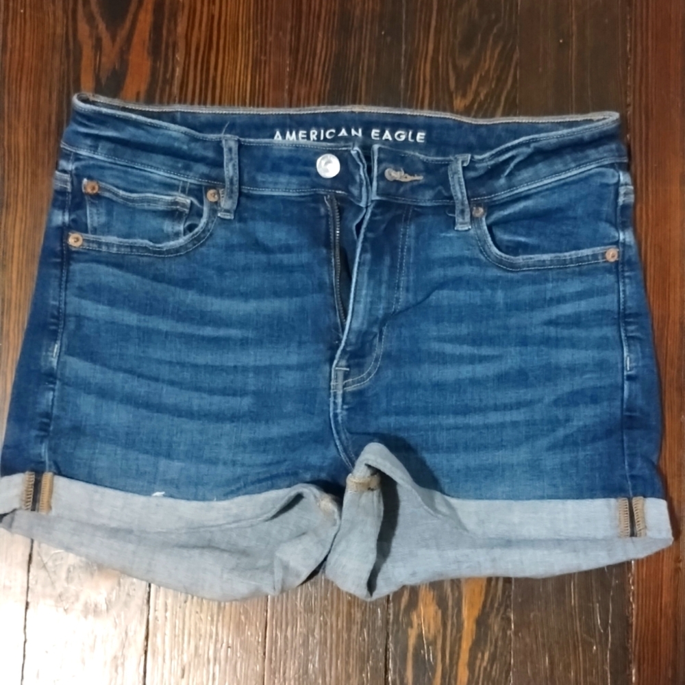 American eagle high rise shorts